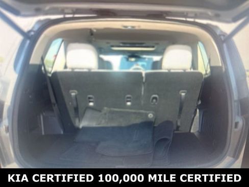 Certified 2025 Kia Telluride EX w/ EX Captain's Chair Package image 4