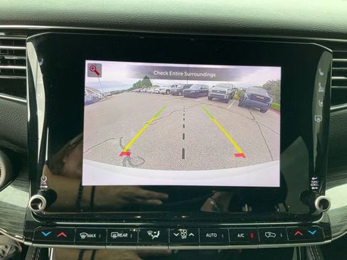 Used 2022 Jeep Wagoneer Series II AWD/4WD image 14