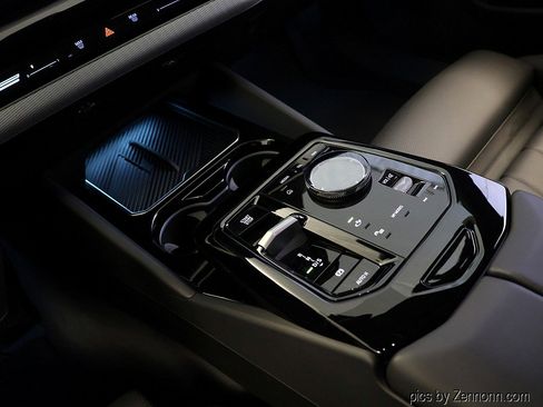 Certified 2024 BMW 530i xDrive 530i xDrive w/ M Sport Package image 23