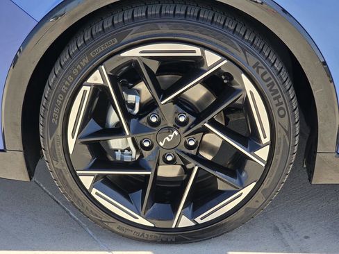 Used 2025 Kia K4 GT-Line FWD image 9