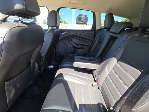 Used 2017 Ford Escape Titanium image 13