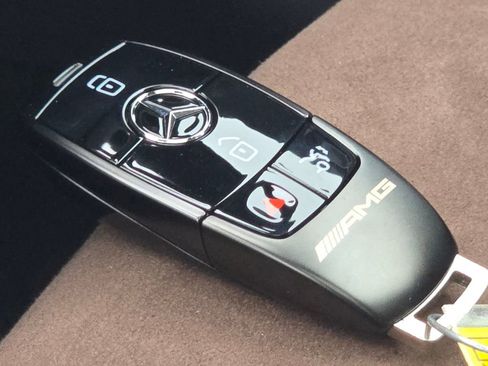 New 2026 Mercedes-Benz GLA 35 AMG 4MATIC image 37