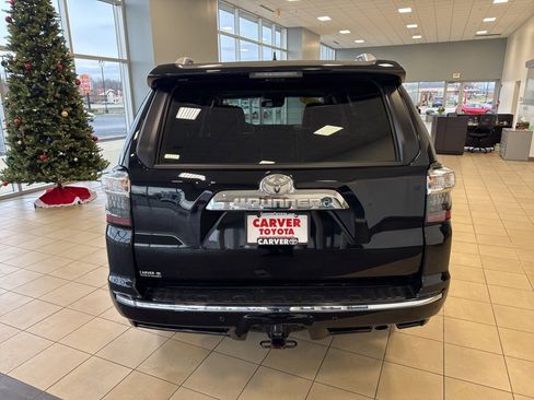 Used 2023 Toyota 4Runner Limited image 8