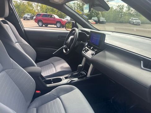 Certified 2025 Toyota Corolla Cross AWD Hybrid image 17