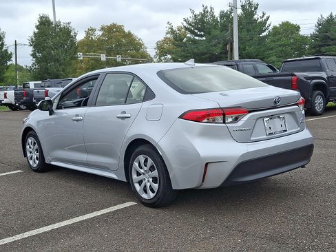Certified 2025 Toyota Corolla LE image 4