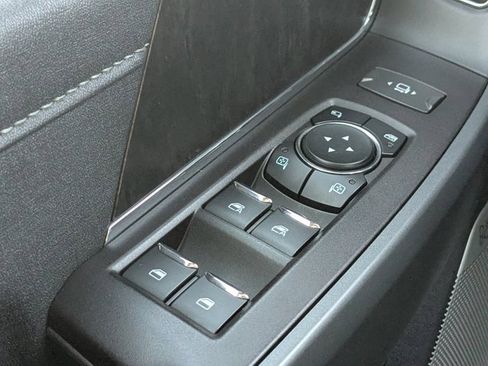 Used 2023 Ford F350 Lariat w/ Lariat Ultimate Package image 19