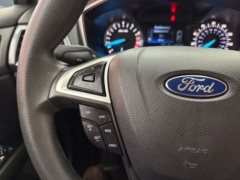 Used 2014 Ford Fusion SE image 15
