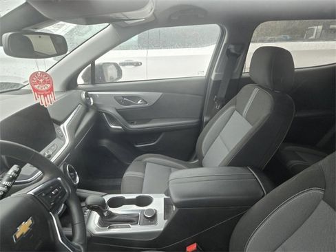 Used 2024 Chevrolet Blazer LT w/ Convenience Package image 10