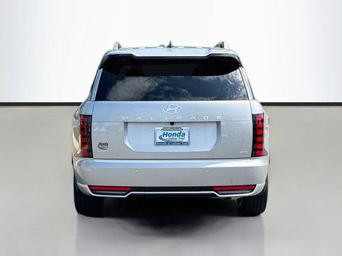 Used 2026 Hyundai Palisade Calligraphy AWD/4WD image 6