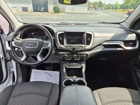 Used 2020 GMC Terrain SLE w/ Driver Convenience Package AWD/4WD image 17