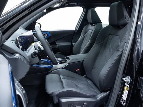 New 2026 BMW X3 xDrive30 w/ M Sport Package image 24