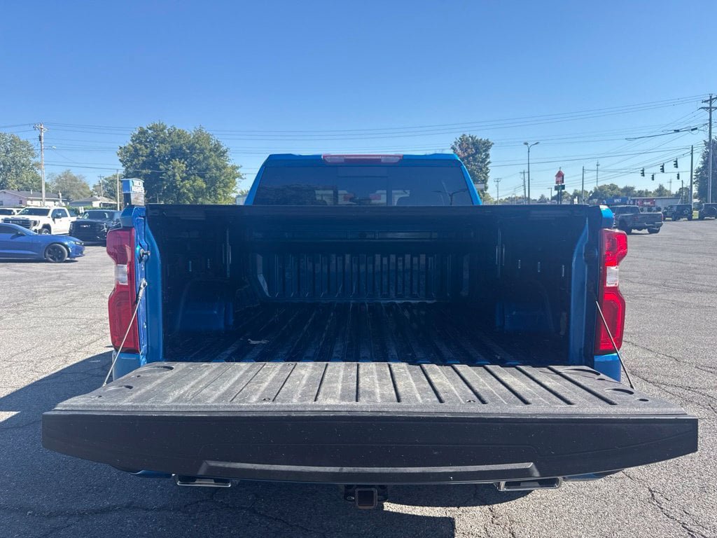 Used 2022 Chevrolet Silverado 1500 RST w/ Convenience Package II AWD/4WD image 8