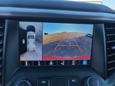 Used 2023 GMC Acadia AT4 w/ Technology Package image 15