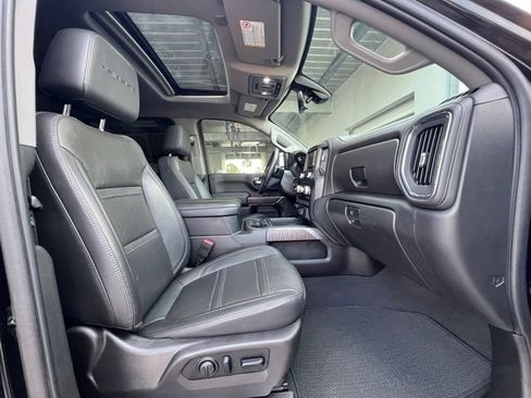 Used 2023 GMC Sierra 2500 Denali w/ Denali Ultimate Package AWD/4WD image 26