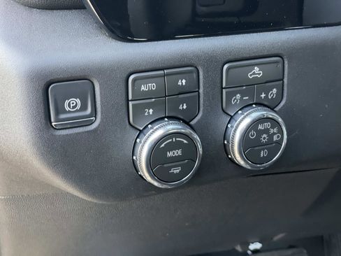 New 2026 GMC Sierra 1500 Elevation w/ Preferred Package image 19