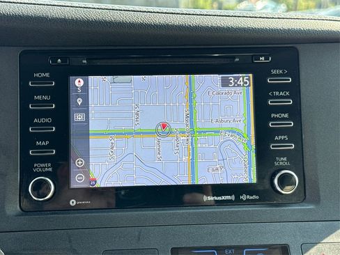 Used 2019 Toyota Sienna XLE image 33