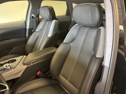 New 2025 Cadillac Optiq Sport 1 AWD/4WD image 28