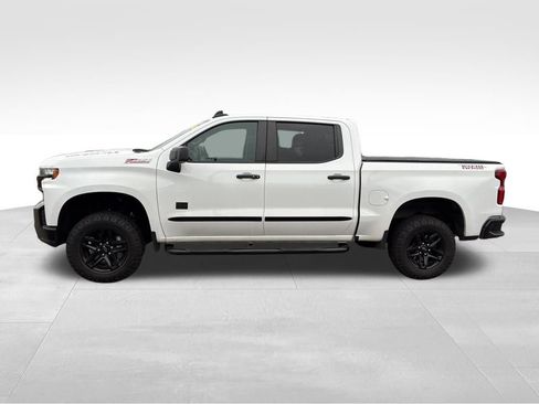 Used 2022 Chevrolet Silverado 1500 LT Trail Boss w/ Bed Protection Package image 2