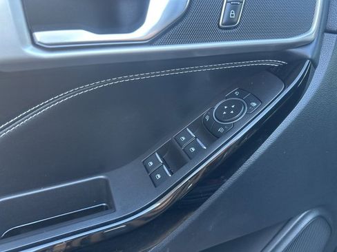 Used 2023 Ford Explorer ST image 13