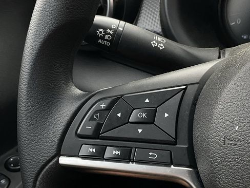 Used 2024 Nissan Kicks SV image 22