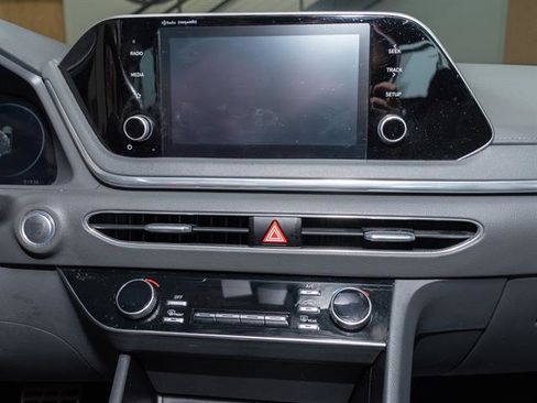 Used 2020 Hyundai Sonata SEL Plus image 12