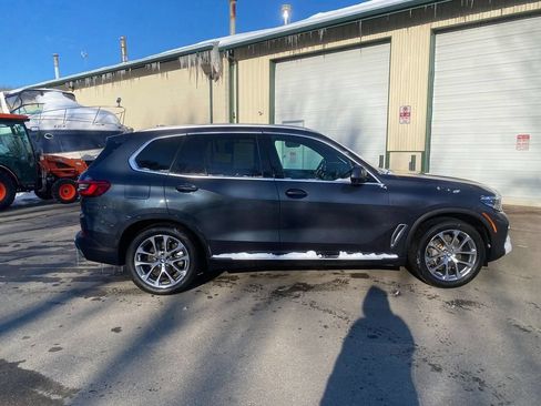 Used 2019 BMW X5 xDrive40i w/ Luxury Seating Package AWD/4WD image 4