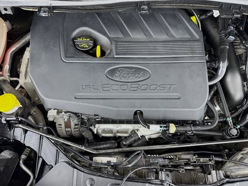 Used 2018 Ford Escape SE image 37