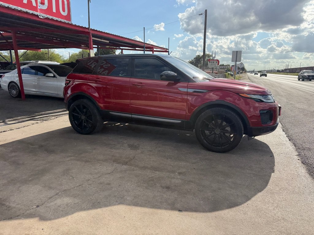 Used 2018 Land Rover Range Rover Evoque SE AWD/4WD image 15