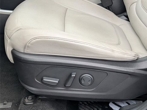 Used 2024 Hyundai Tucson Limited AWD/4WD image 10