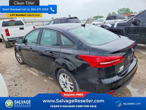 Used 2016 Ford Focus SE FWD image 3