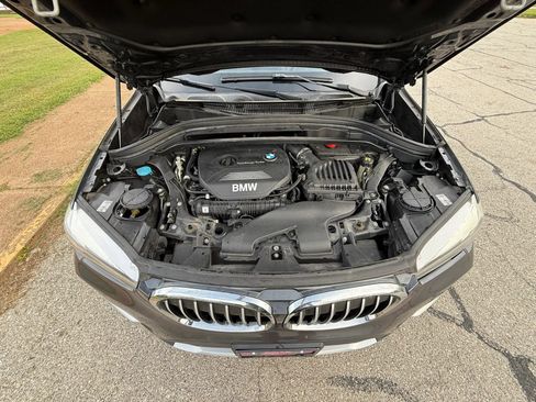 Used 2018 BMW X1 xDrive28i AWD/4WD image 9