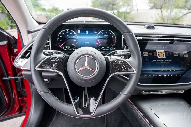Used 2025 Mercedes-Benz E 450 4MATIC All-Terrain Wagon image 12