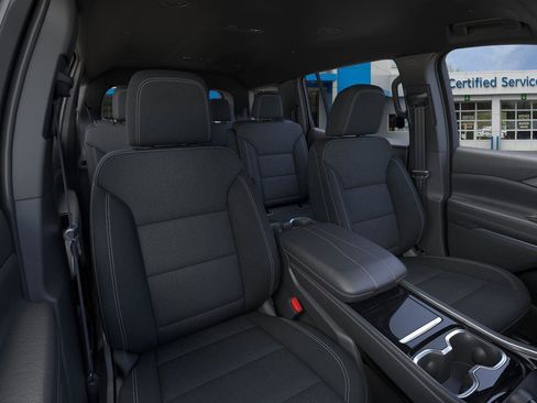 New 2026 Chevrolet Traverse LT image 16