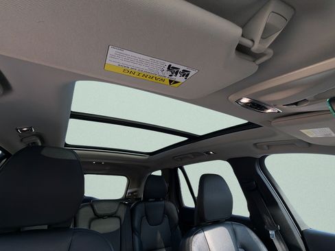 Used 2019 Volvo XC90 T6 Momentum w/ Advanced Package AWD/4WD image 28