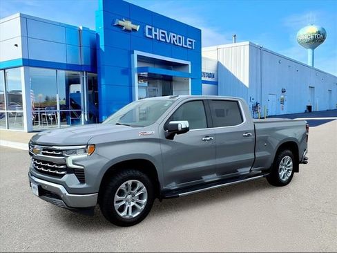 Used 2024 Chevrolet Silverado 1500 LTZ image 8