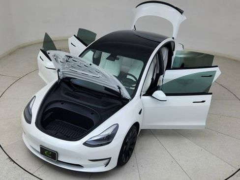 Used 2023 Tesla Model 3 Performance image 85