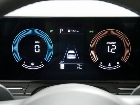 Certified 2025 Hyundai Kona SEL AWD/4WD image 26