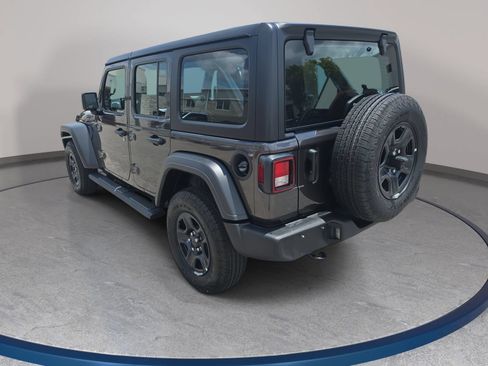Used 2026 Jeep Wrangler Unlimited Sport AWD/4WD image 7