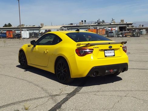 Used 2017 Subaru BRZ Series.Yellow image 17