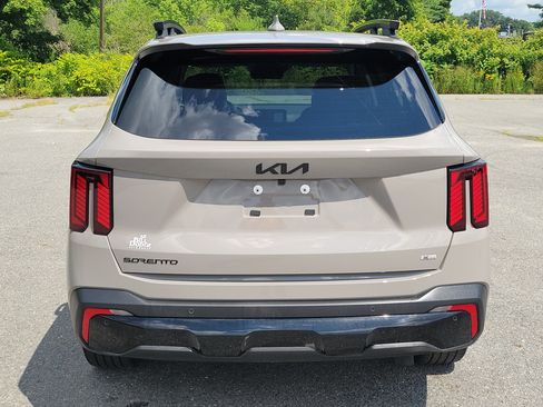 Used 2026 Kia Sorento SX AWD/4WD image 6