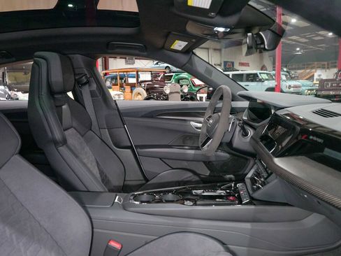Used 2022 Audi e-tron GT Premium Plus w/ Performance Package AWD/4WD image 35