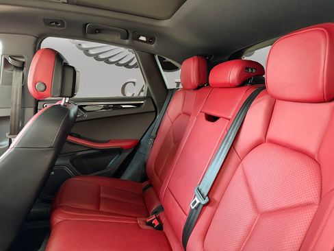 Used 2019 Porsche Macan AWD/4WD image 13