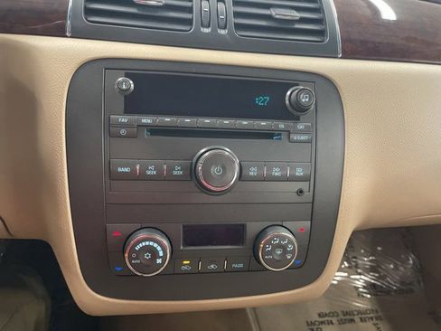 Used 2011 Buick Lucerne CXL w/ Driver Confidence Package image 26