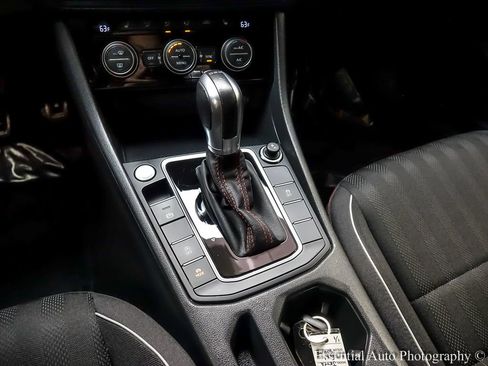 Used 2019 Volkswagen Jetta GLI FWD image 18