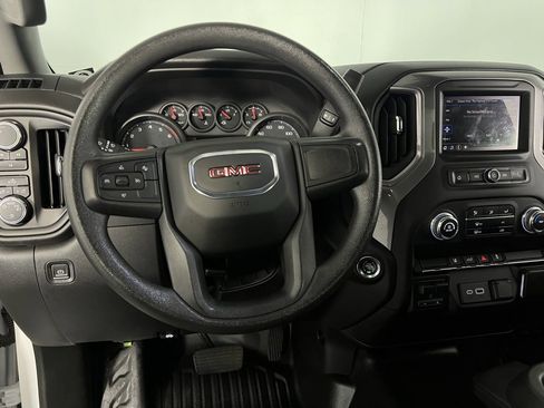 Used 2024 GMC Sierra 2500 Pro image 15