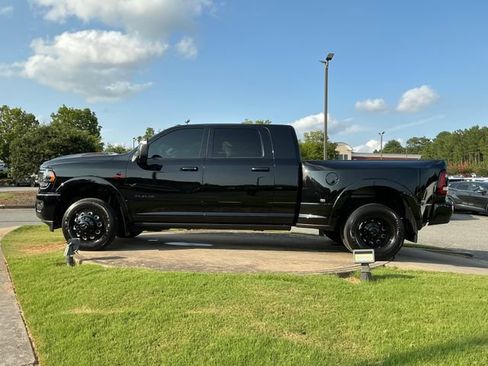 Used 2024 RAM 3500 Limited AWD/4WD image 4