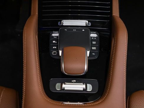 New 2026 Mercedes-Benz GLE 580 4MATIC image 17