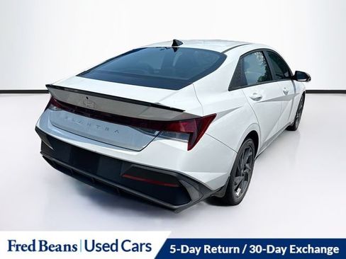 Used 2026 Hyundai Elantra Sport FWD image 7