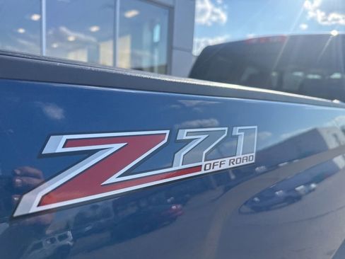 Used 2017 Chevrolet Silverado 1500 LT w/ All Star Edition image 4