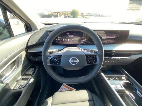 New 2026 Nissan Murano SL image 14